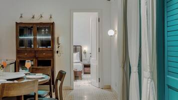 Deluxe-Villa, Balkon | Speisen