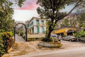 Exterior - ELIVAAS Casa Lotus 3 BHK Villa with Pool (Marna)