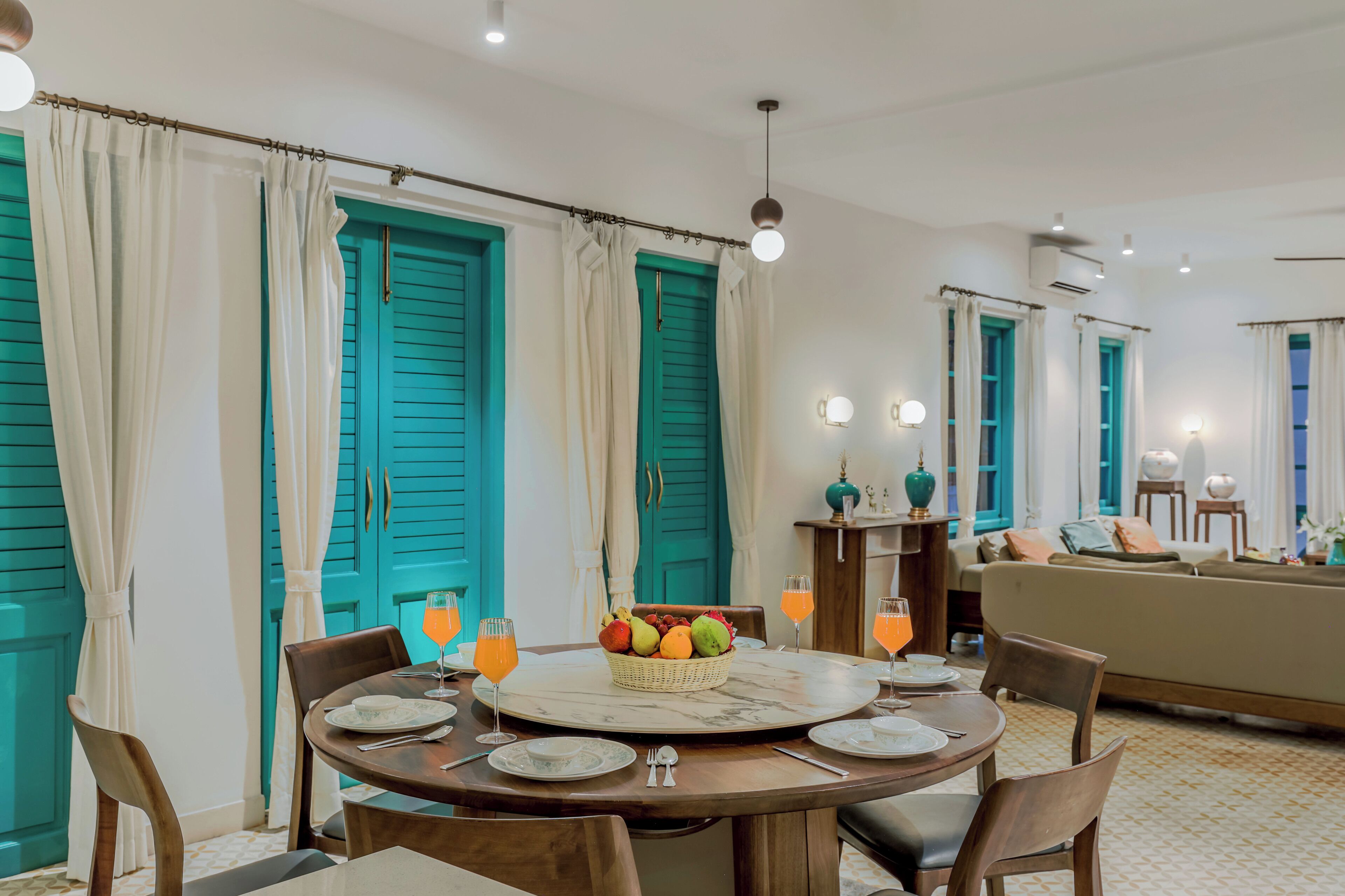 Deluxe Villa, Balcony | Dining