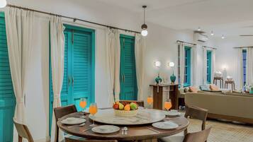 Deluxe Villa, Balcony | Dining