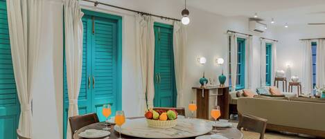 Deluxe Villa, Balcony | Dining