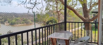 Thorn Kitchen &Hideaways