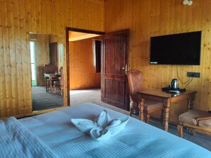 Quarto casal, vista para o lago