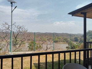 Double Room, Lake View | Property grounds - Thorn Kitchen &Hideaways (Hoshiarpur)