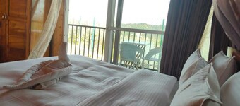 Thorn Kitchen &Hideaways