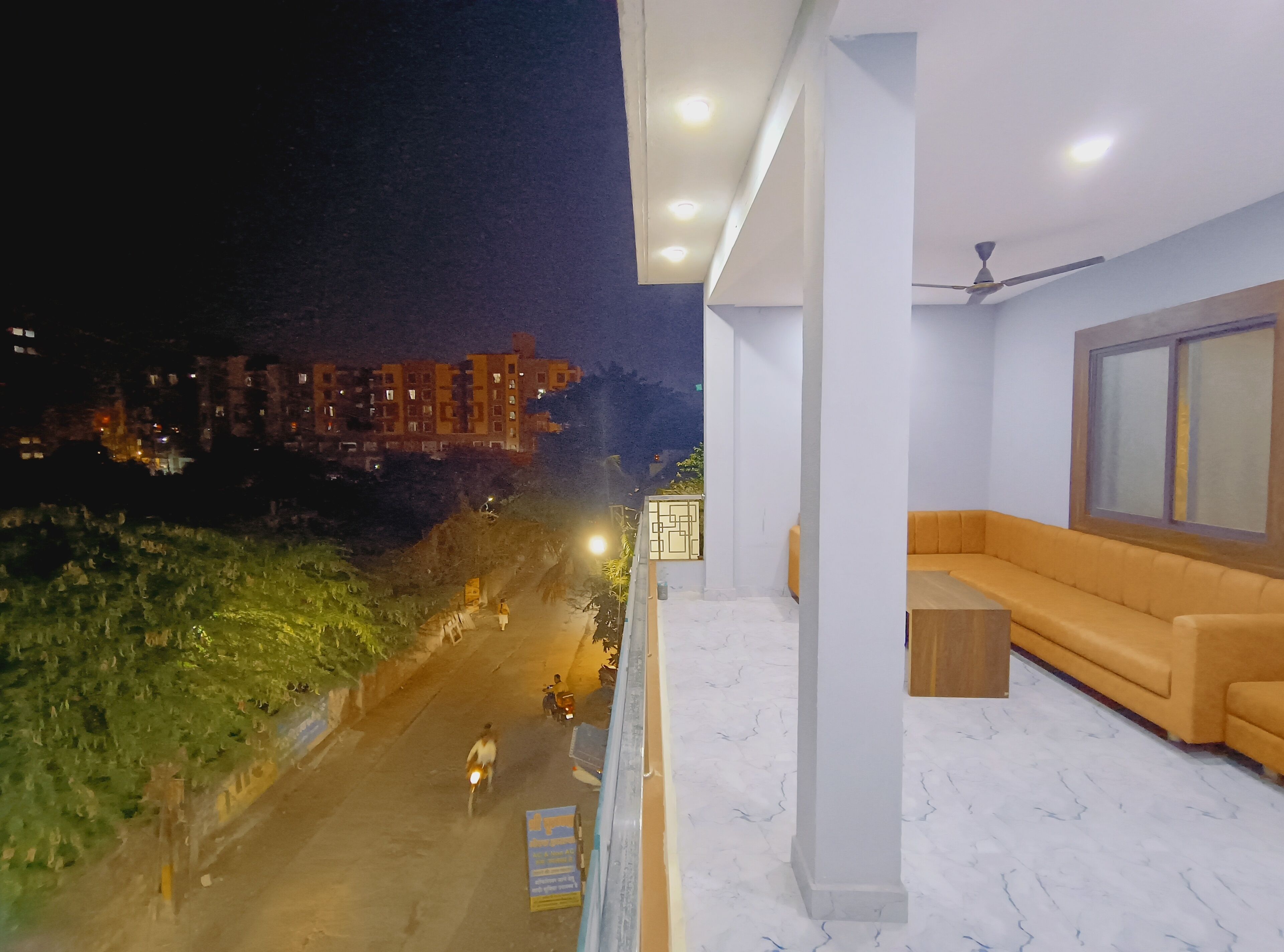 Área de estar no saguão