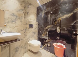 Kahden hengen deluxe-huone | Kylpyhuone