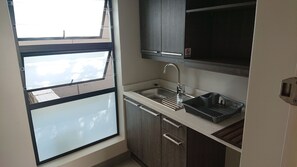 Luxury Double Room, Mobility Accessible, Garden View | Interior - Unitas Guesthouse (Centurion)