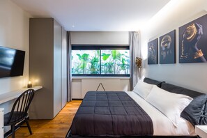 Lejlighed (2 Bedrooms) | 2 soveværelser, arbejdsområde til bærbare computere, sengetøj