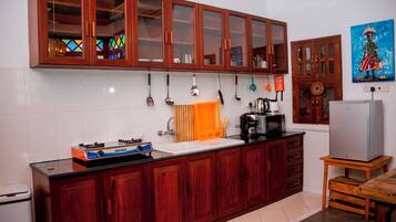 Apartment, 1 Bedroom, Accessible, City View | Interior