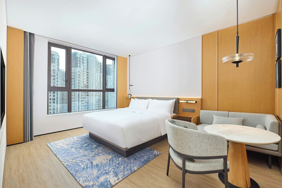 Premium-Suite, 1 King-Bett, eingeschränkter Meerblick