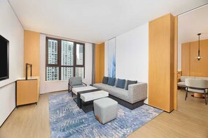Premium Suite, 1 King Bed, Partial Sea View | Living room | LCD TV - Fairfield BY Marriott Ningde Xiapu (Ningde)