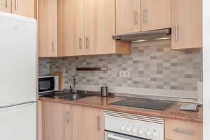 Private kitchen - Apartment 'Central Fuengirola Terrace A222' with Private Terrace, Wi-Fi and Air Conditioning (Fuengirola)