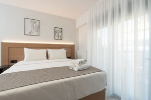 1 bedroom, iron/ironing board, WiFi, bed sheets - Tower 15 | Deluxe Studio 402 (Thessaloniki)