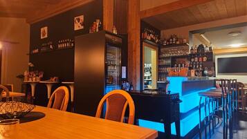 Bar (in der Unterkunft)