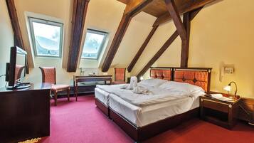 Classic Double Room, Garden View