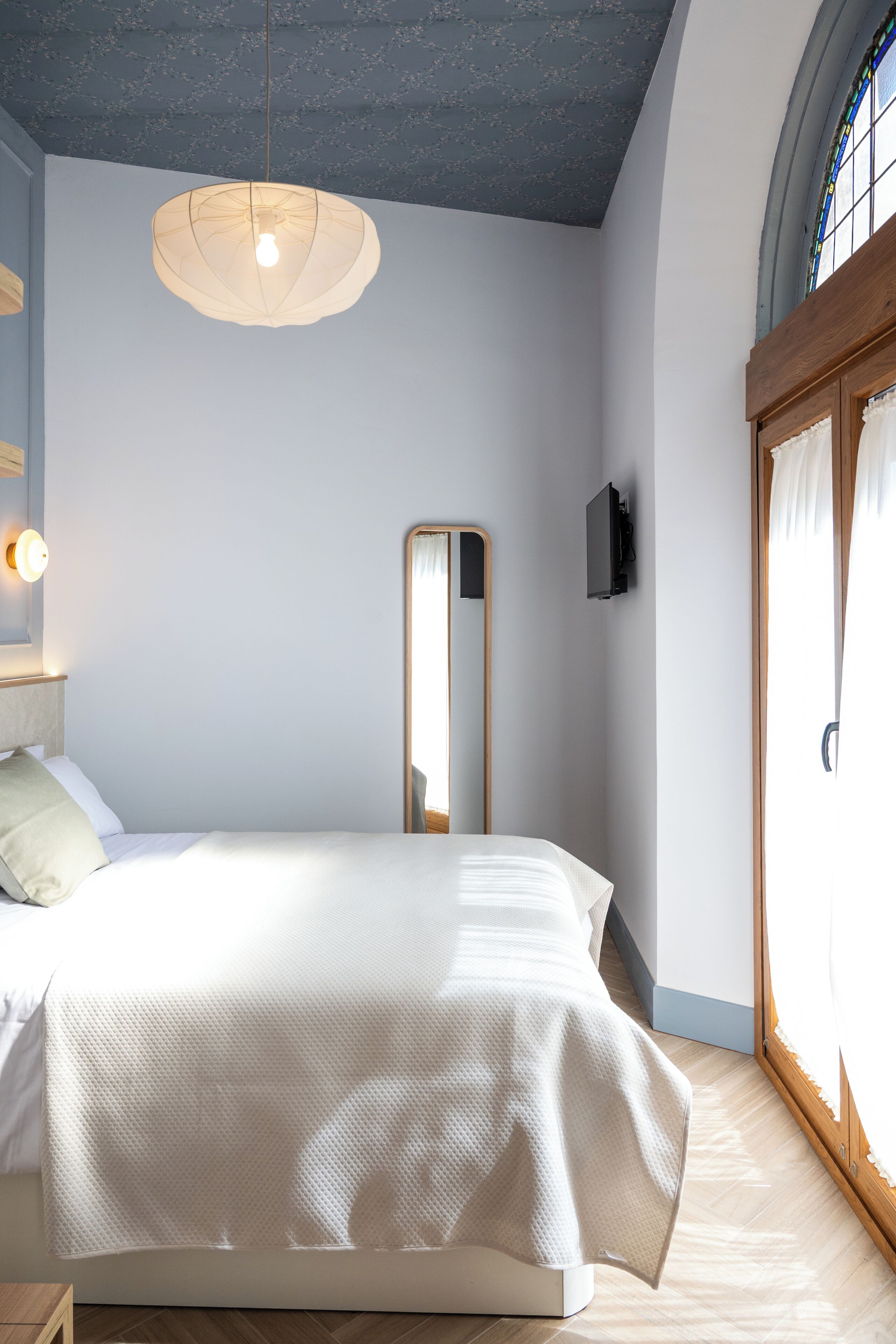 Apartment | Laptop workspace, soundproofing, iron/ironing board, free WiFi