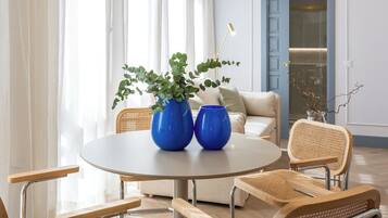 Classic Apartment | Dining