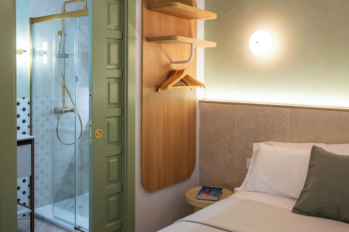 Espace de travail pour ordinateur portable, chambres insonorisées