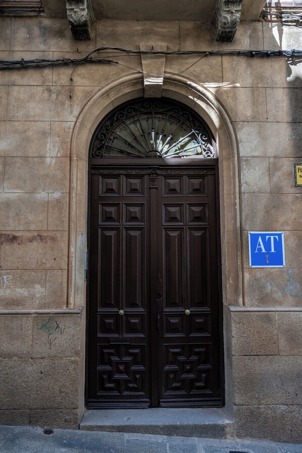 Exterior detail - Apartamentos 4Duques (C áceres)