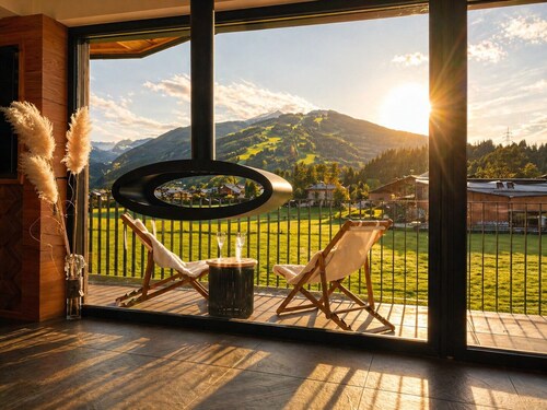 Penthouse Suite private & exklusive, where design meets mountain view