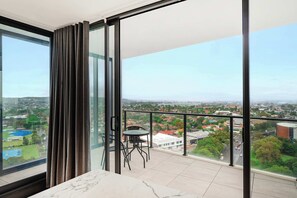 Interior - Prestige 2BR Stay w/ Ocean Views, Rooftop & Cinema (Newcastle West)