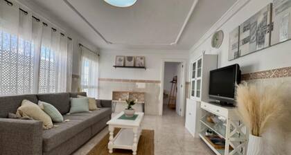 El Cerro de Villasultana. A 3 min. a pie de playa