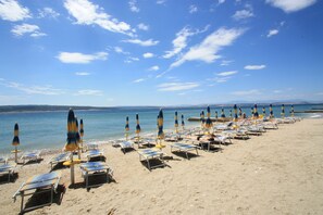 Beach nearby - Modern vacation apartment near sandy beach (Crikvenica)