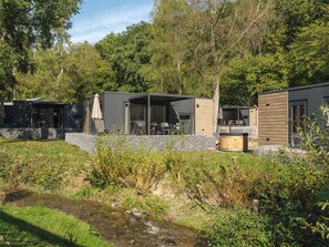 Exterior - Warm water, warm memories – Sauwer Lodge. (Tandel)