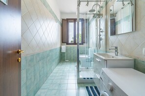Shower, hair dryer, towels - Le Stanze di Archimede (Siracusa)