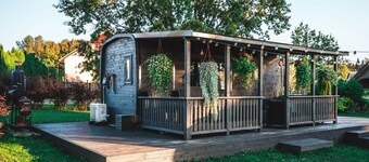 Cozy, private 2-bedroom cabin in wonderful Aluksne, right near the Aluksne lake.