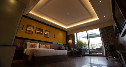 The Murti Hotel and Banquet