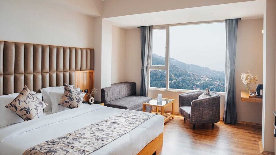 Avira Hotel