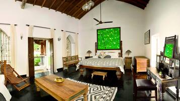 Luxury Villa, Garden View