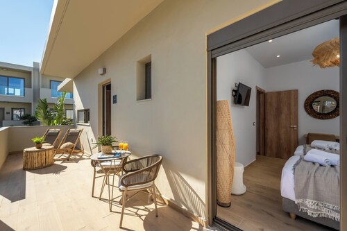 Oasis Luxury Suites