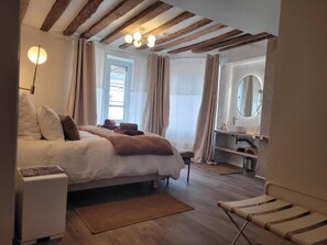 Romantic Room
