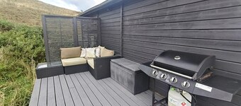 Picturesque Waiuku Accommodation with Amazing Views for Secluded Romantic Getaways, NZ
