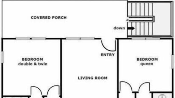 Ein Grundriss mit überdachter Veranda, zwei Schlafzimmern (Doppelbett & Einzelbett), einem Wohnzimmer, Essbereich, Küche, Sonnenterrasse und einer Hauptetage mit Treppe.