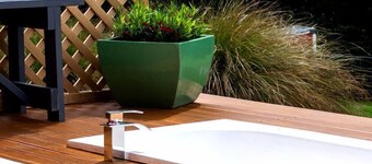 Romantic B&B Cottage Getaway on a Farm in the Countryside near Oamaru, South Island