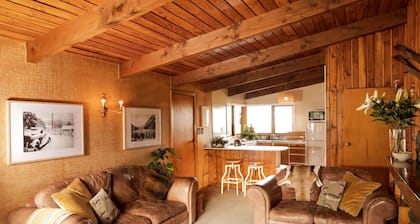 Washpen Falls Chalet in Windwhistle, South Island