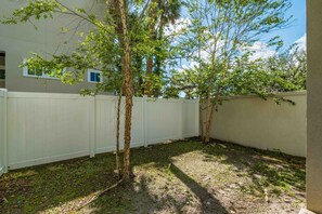 Property grounds - Villa Mojito A&B | Historic Downtown (St. Augustine)