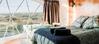 Isolated Dome Ideal for a Romantic Getaway in Rangiriri, New Zealand