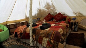 1 habitación y ropa de cama 