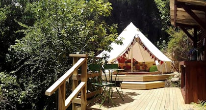 Romantic Glamping Getaway near the Beaches in Waihi, North Island