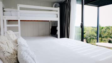 1 bedroom, WiFi, bed sheets