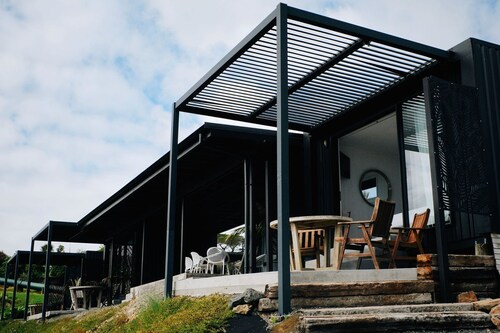 Deluxe Glamping Pod Rental for Amazing New Zealand Holidays on the Coast