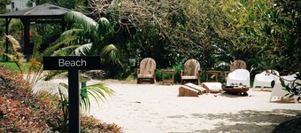 Deluxe Glamping Pod Rental for Amazing New Zealand Holidays on the Coast