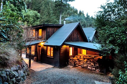 Unique Off-Grid Little River Accommodation Ideal for a South Island Getaway on the Banks Peninsula