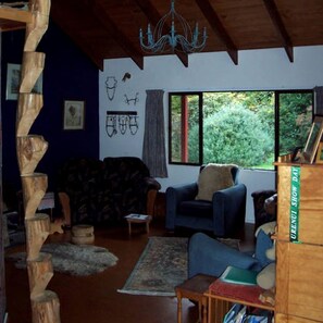 Interior - Secluded Vacation Rental a Walk Away from the Beach near Plymouth, New Zealand (Urenui)