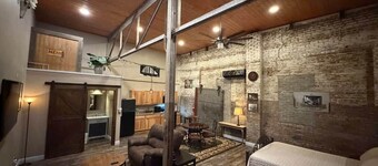 Business Traveller Special… Crate & Label Suite